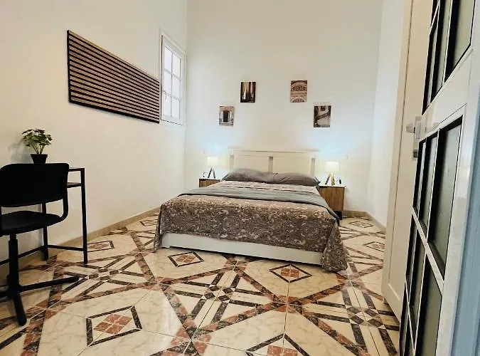 Διαμέρισμα Isor Triana